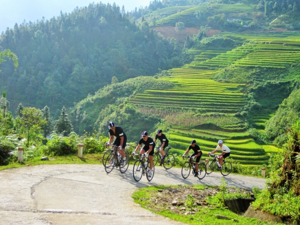 Các cung đường phổ biến và đẹp nhất trong hành trình xe đạp xuyên Việt