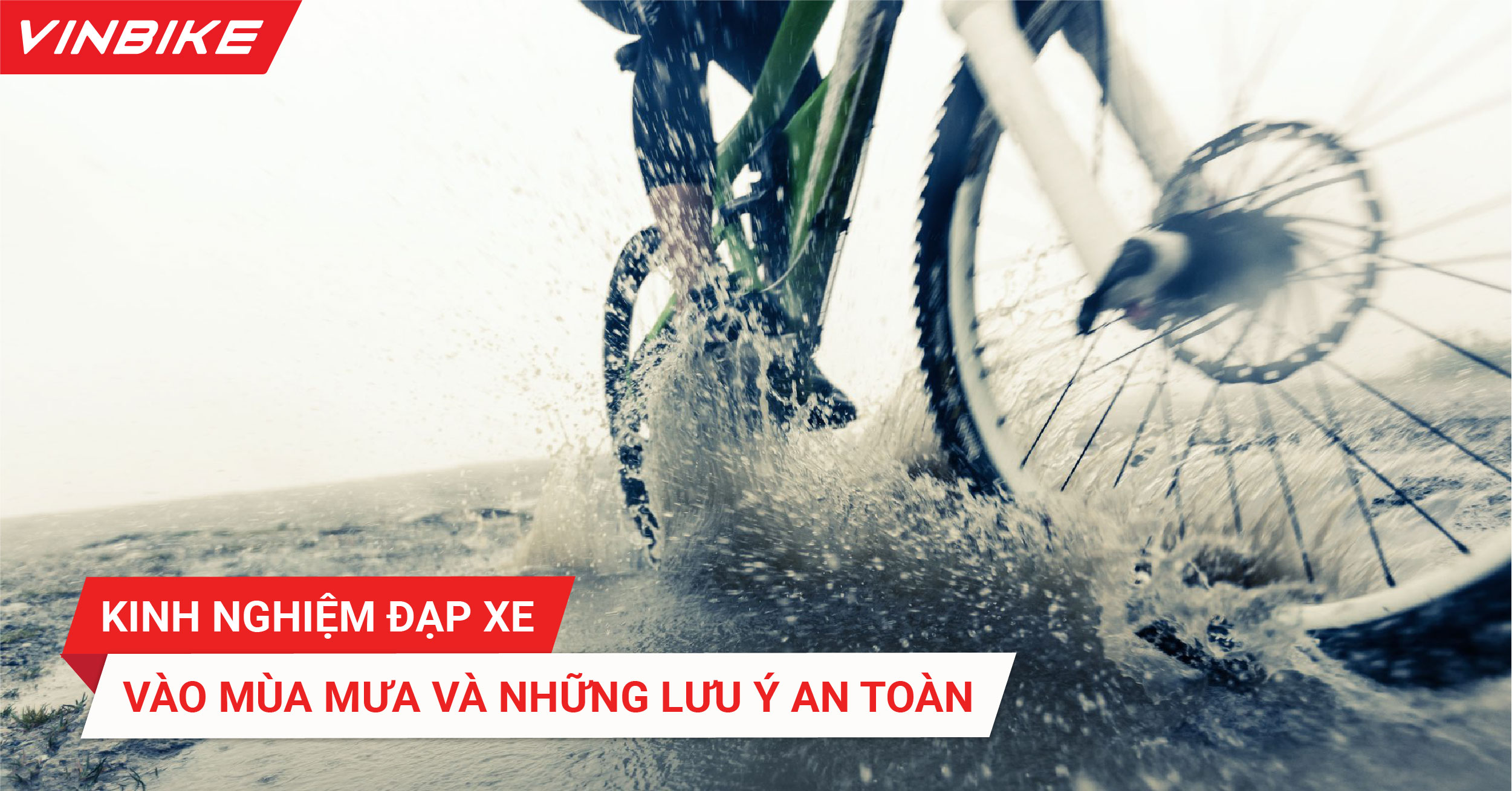 Kinh nghiệm và kỹ thuật đạp xe an toàn trong mưa